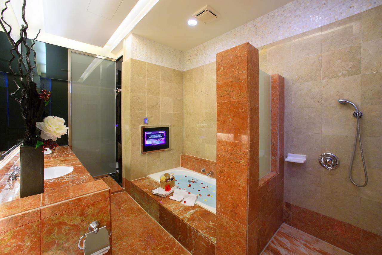 Spring Hotel Тайчжун Екстер'єр фото