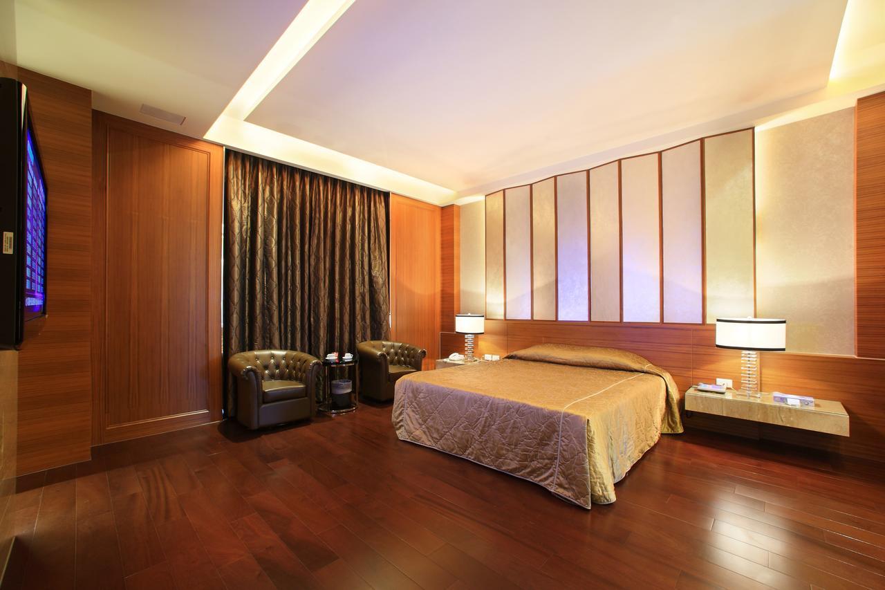 Spring Hotel Тайчжун Екстер'єр фото